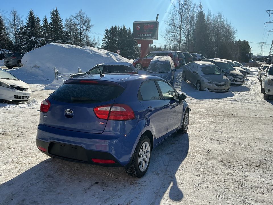 Kia Rio5 LX 2012 | Automobile GPS