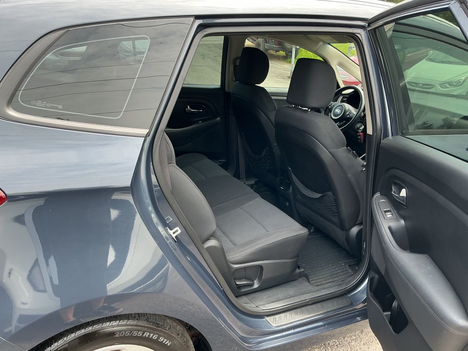 Kia Rondo 2014 - Image 17