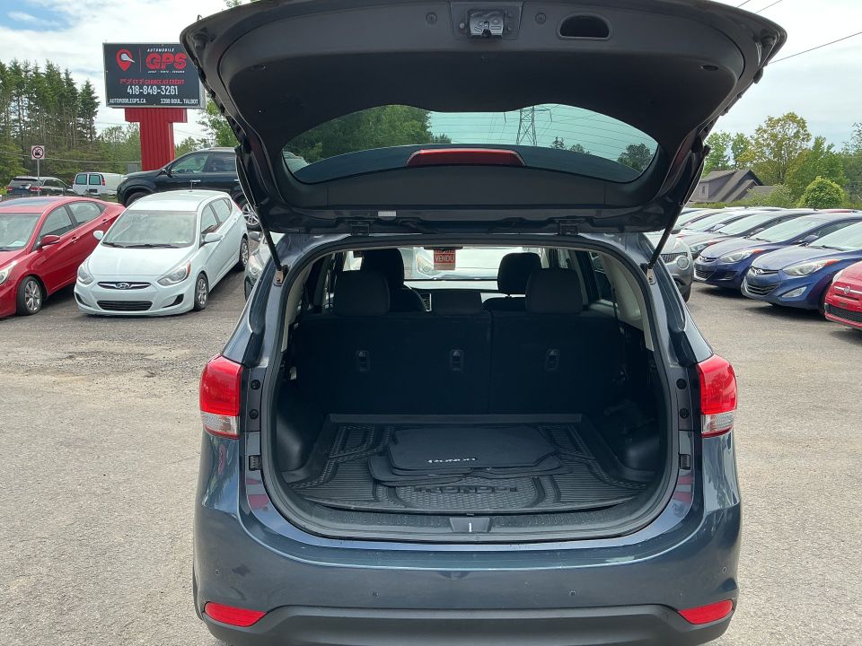 Kia Rondo 2014 - Image 14