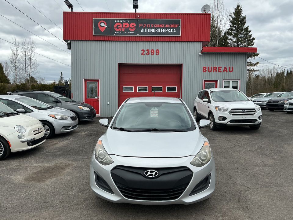 Hyundai Elantra GT 2014 - Image 2