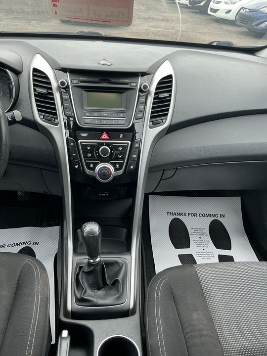 Hyundai Elantra GT 2014 - Image 11